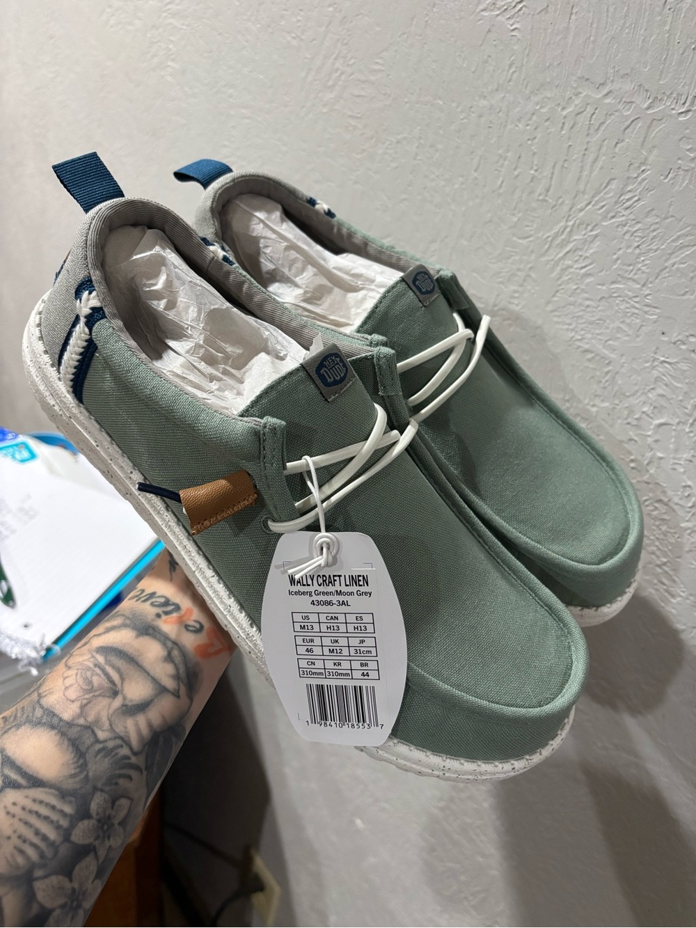 Hey Dude Wally Craft Linen Slip On Loafers in Iceberg Green/Moon Grey size M13